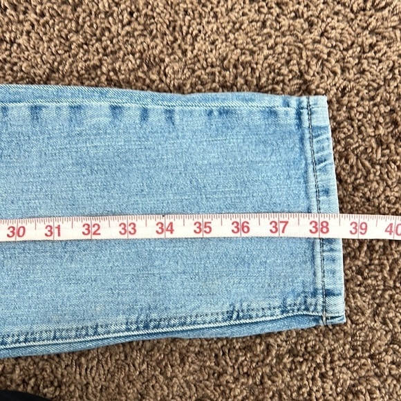 Dynamite Cindy Super High Rise Light Wash Jeans size 28 - Picture 8 of 9